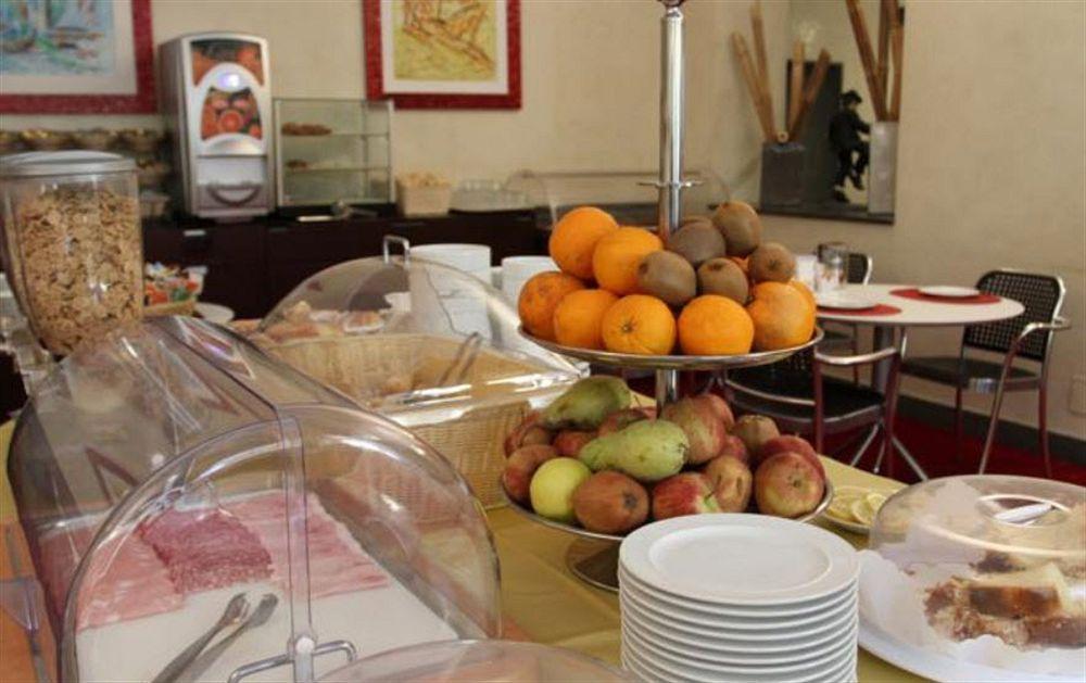 Club Hotel Milano Ngoại thất bức ảnh